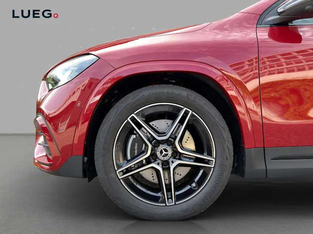 Mercedes-Benz GLA 250 4Matic 8G-DCT Swiss Star