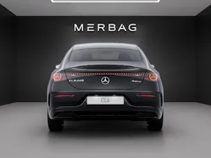 Mercedes-Benz CLA 220 4Matic 8G-DCT