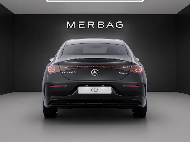 Mercedes-Benz CLA 220 4Matic 8G-DCT
