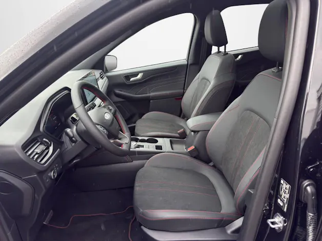 Ford Kuga 2.5 Hybrid Black Edition 4x4