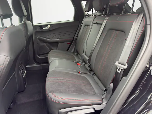 Ford Kuga 2.5 Hybrid Black Edition 4x4