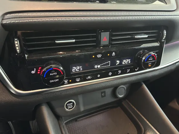 Nissan Qashqai 1.3 DIG-T MHEV N-Connecta Xtronic