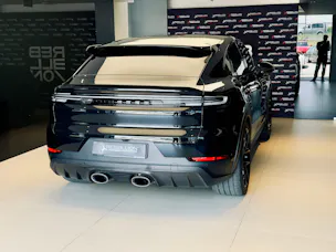 Porsche Cayenne Coupé Turbo E-Hybrid GT Tiptronic