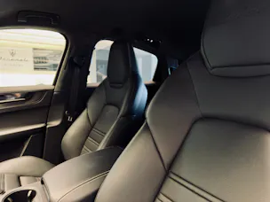 Porsche Cayenne Coupé Turbo E-Hybrid GT Tiptronic
