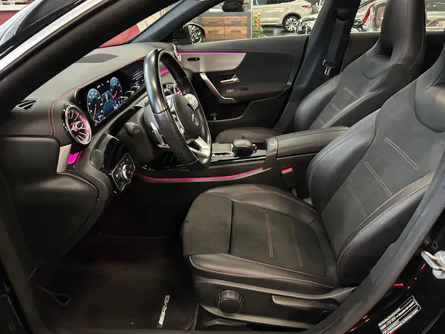 Mercedes-Benz CLA 220 AMG Line 7G-DCT 4Matic