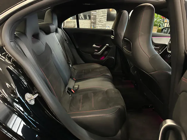 Mercedes-Benz CLA 220 AMG Line 7G-DCT 4Matic