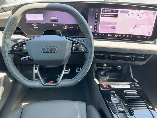 Audi A6 Avant e-tron quattro