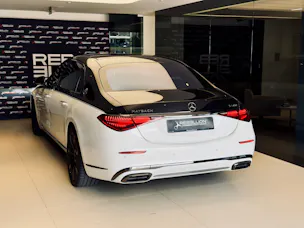 Mercedes-Benz MAYBACH