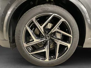 Audi Q6 e-tron quattro