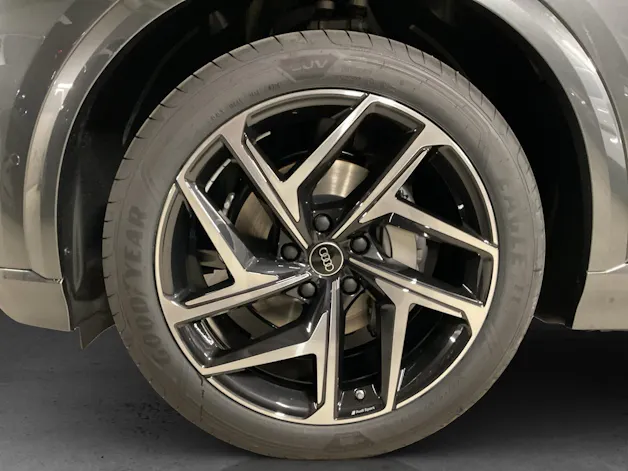 Audi Q6 e-tron quattro