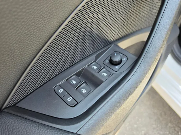 SKODA Octavia Combi 2.0 TDI DSG Selection
