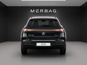 Mercedes-Benz EQA 300 66,5kWh 4Matic Swiss Star