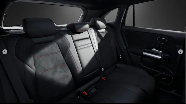 Mercedes-Benz EQA 300 66,5kWh 4Matic Swiss Star