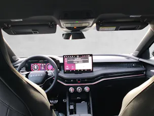 Škoda Superb Combi 2.0 TDi Sportline 4x4 DSG
