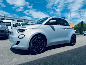 Fiat 500 C electric 42kWh La Prima