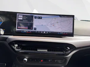 BMW 330e xDrive Touring