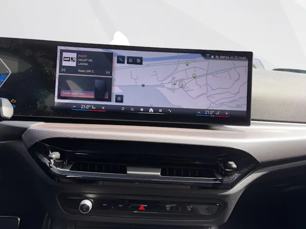 BMW 330e xDrive Touring