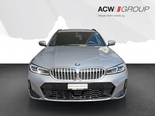 BMW 330e xDrive Touring
