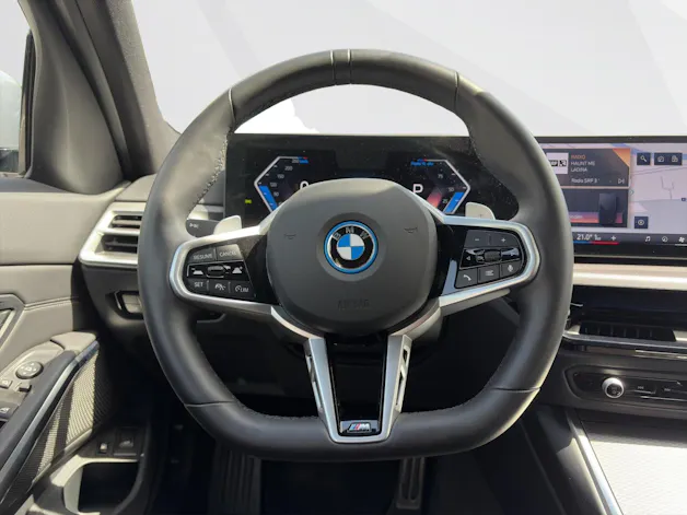 BMW 330e xDrive Touring