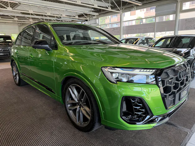 Audi SQ7 TFSI quattro | CH | Gar. 06/2029 | EXCLUSIVE LACKIERUNG | Nachtsicht | Massage+Belüftung | Allradlenkung | AHK | 7 Sitz |