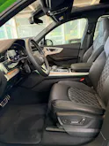 Audi SQ7 TFSI quattro | CH | Gar. 06/2029 | EXCLUSIVE LACKIERUNG | Nachtsicht | Massage+Belüftung | Allradlenkung | AHK | 7 Sitz |