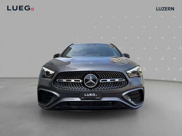 Mercedes-Benz GLA 250 4Matic 8G-DCT Swiss Star
