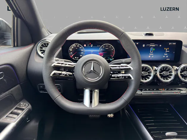 Mercedes-Benz GLA 250 4Matic 8G-DCT Swiss Star