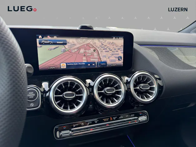 Mercedes-Benz GLA 250 4Matic 8G-DCT Swiss Star