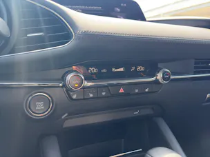 Mazda 3 HB X 180 Revolution AWD