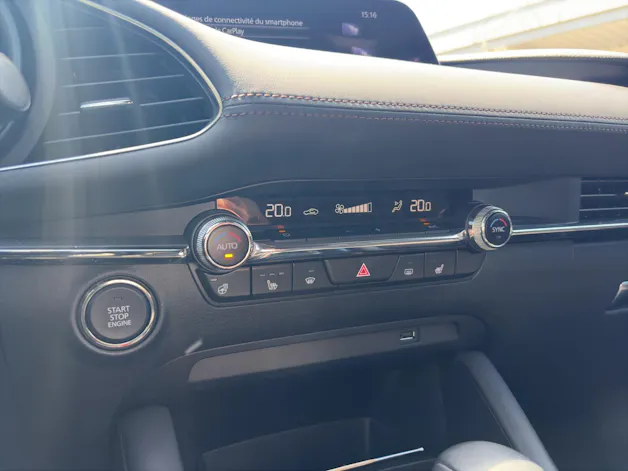Mazda 3 HB X 180 Revolution AWD