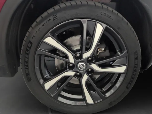 Nissan Juke 1.6 DIG-T N-Connecta 4x4 Xtronic M-CVT