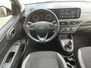 Hyundai i10 1.2 Amplia Automat