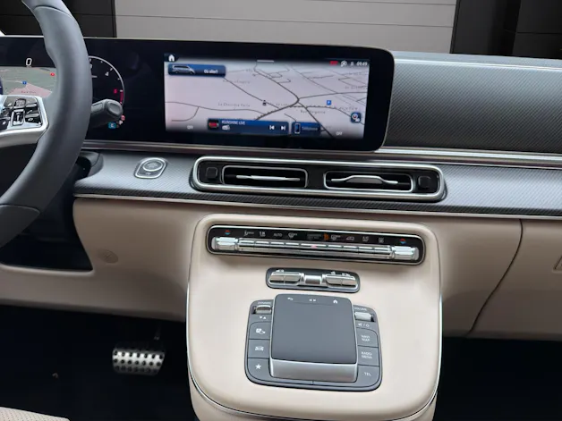 Mercedes-Benz V 300 d AVANTGARDE 3430mm E 4x4