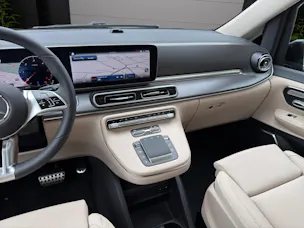 Mercedes-Benz V 300 d AVANTGARDE 3430mm E 4x4