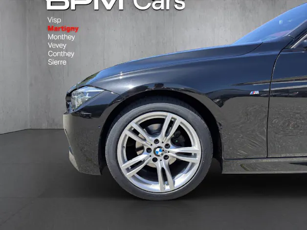 BMW 320i Essential Ed. xDrive SAG Tourin