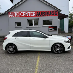 Mercedes-Benz A 250 AMG Line 7G-DCT *PANORAMA-DACH*