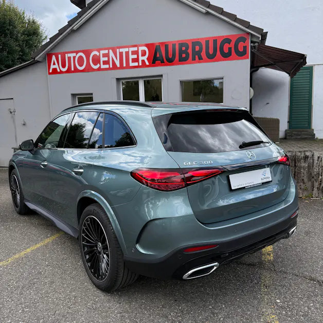 Mercedes-Benz GLC 300 AMG LINE 4Matic 9G-Tronic *CH-FAHRZEUG - 4 JAHRE GARANTIE - PANORAMA-DACH*