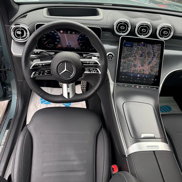Mercedes-Benz GLC 300 AMG LINE 4Matic 9G-Tronic *CH-FAHRZEUG - 4 JAHRE GARANTIE - PANORAMA-DACH*