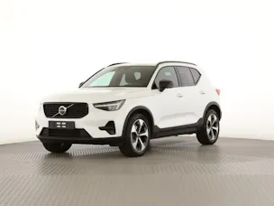 Volvo XC40 B4 Benzin Mild Hybrid Plus Dark DCT