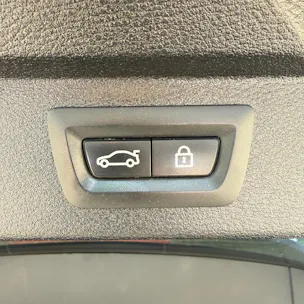 BMW X5 xDrive 30d Steptronic M Sport *LEDER - PANORAMA-DACH - ANHÄNGERKUPPLUNG*