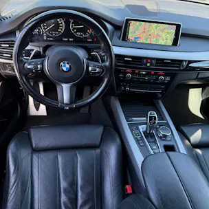 BMW X5 xDrive 30d Steptronic M Sport *LEDER - PANORAMA-DACH - ANHÄNGERKUPPLUNG*