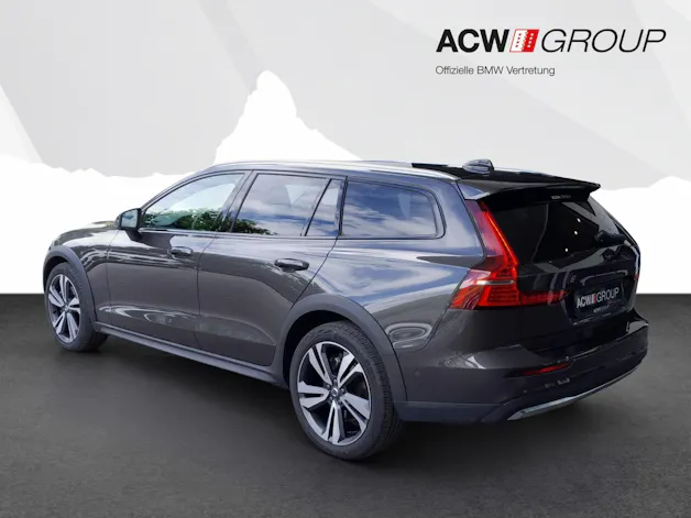 Volvo V60 Cross Country 2.0 B4 Plus AWD