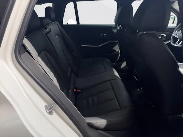 BMW 320d xDrive Touring