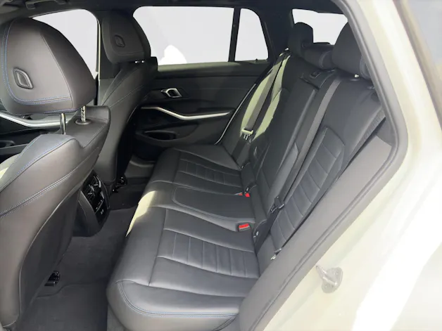 BMW 320d xDrive Touring