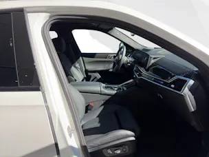 BMW X6 M60i xDrive