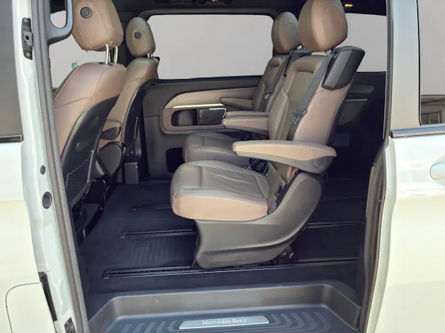 Mercedes-Benz V 300 d lang Avantgarde 4Matic 9G-Tronic