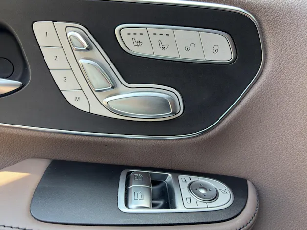 Mercedes-Benz V 300 d lang Avantgarde 4Matic 9G-Tronic