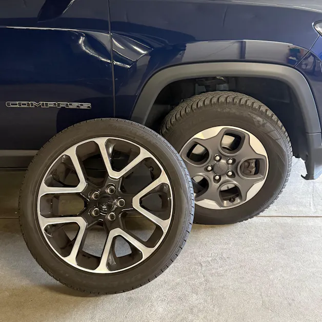 Jeep Compass 2.0CRD Limited AWD 9ATX *LEDER - PANORAMA-DACH / SITZ-LÜFTUNG*