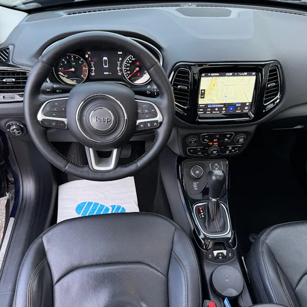 Jeep Compass 2.0CRD Limited AWD 9ATX *LEDER - PANORAMA-DACH / SITZ-LÜFTUNG*