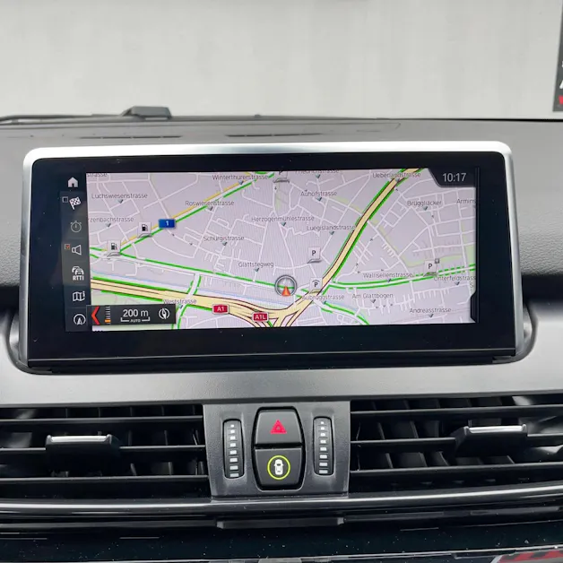 BMW 218d xDrive Gran Tourer Steptronic *CH-FAHRZEUG / ANHÄNGERKUPPLUNG / 7 SITZE / 12 MONATE GARANTIE*